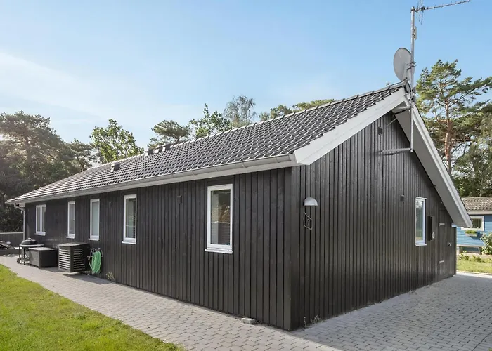 Casa de Férias Stunning In Nexo With Sauna Balke